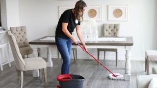 Trik za čišćenje podova: Za sjaj u vodu dodajte ovo sredstvo