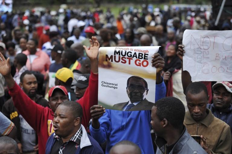 Hiljade na ulicama Hararea, čeka se "pad Mugabea"
