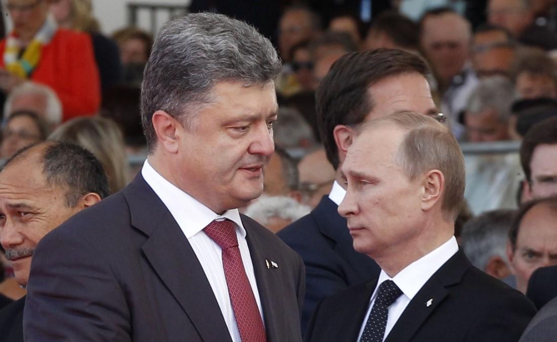 Peskov: Postoje kontakti između Putina i Porošenka