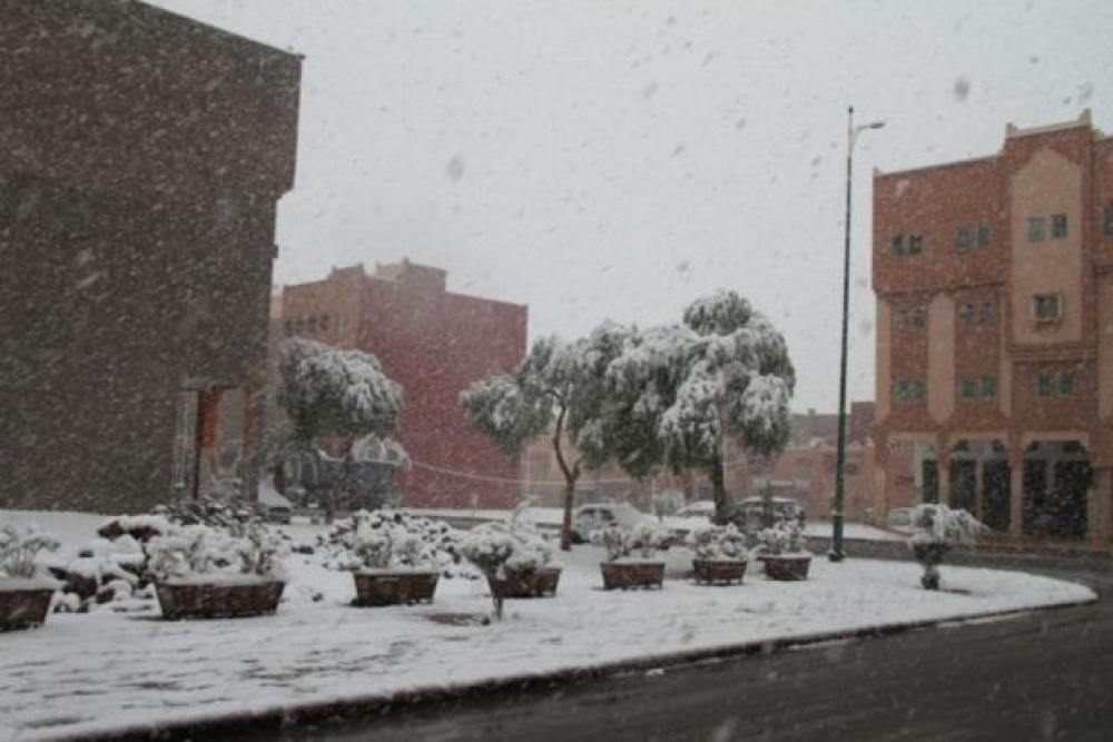 Neobična pojava: U Maroku i Iranu pada snijeg