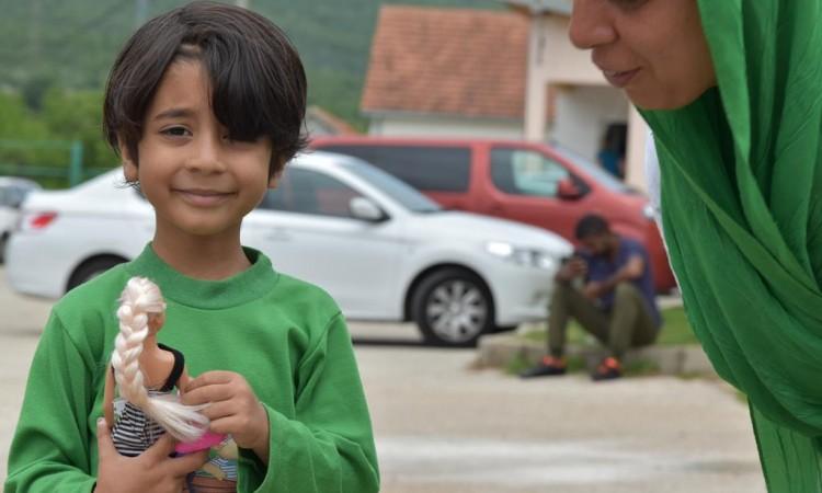 Švedska i UNICEF osigurali namještaj i potrepštine za više od 200 migranata u Salakovcu