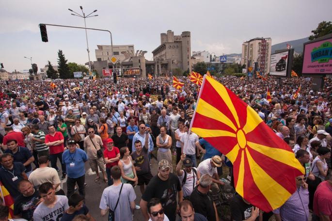 Sedmorica policajaca povrijeđena, a više građana privedeno na protestima u Skoplju