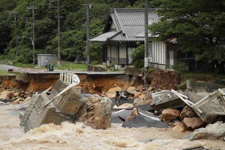 Kiše i poplave u Japanu ubile 11 ljudi, najmanje 45 ih je nestalo