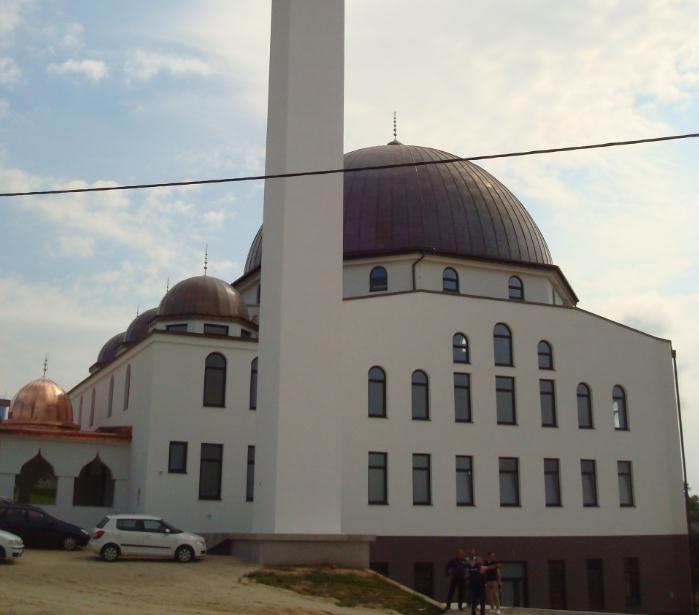 Svečano otvorenje u Cazinu: U džamiji Islamskog centra na Ostrošcu moći će klanjati 2.000 ljudi