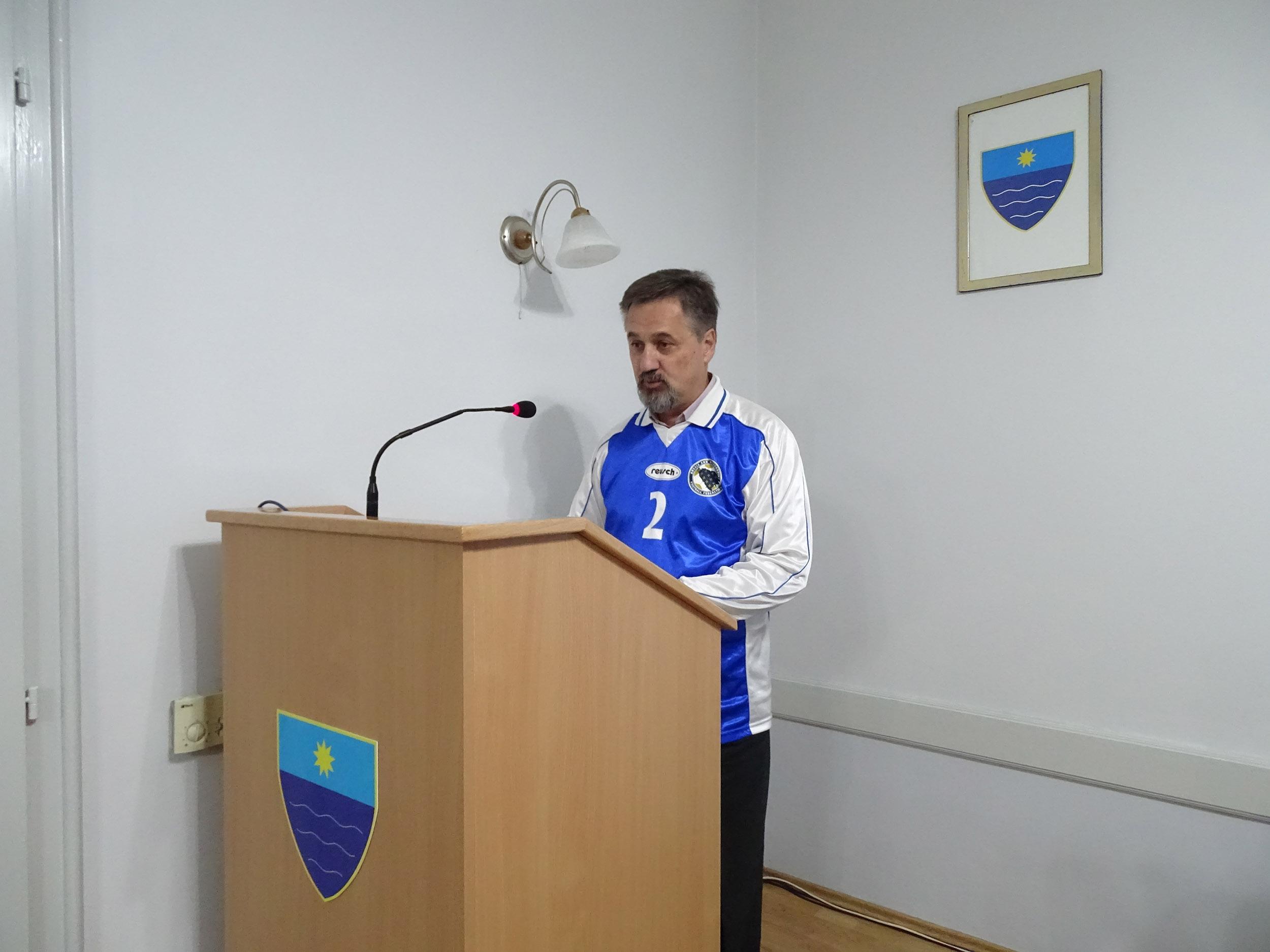 HDZ-ov ministar Goran Opsenica na sjednicu Skupštine HNK došao u dresu bh. reprezentacije