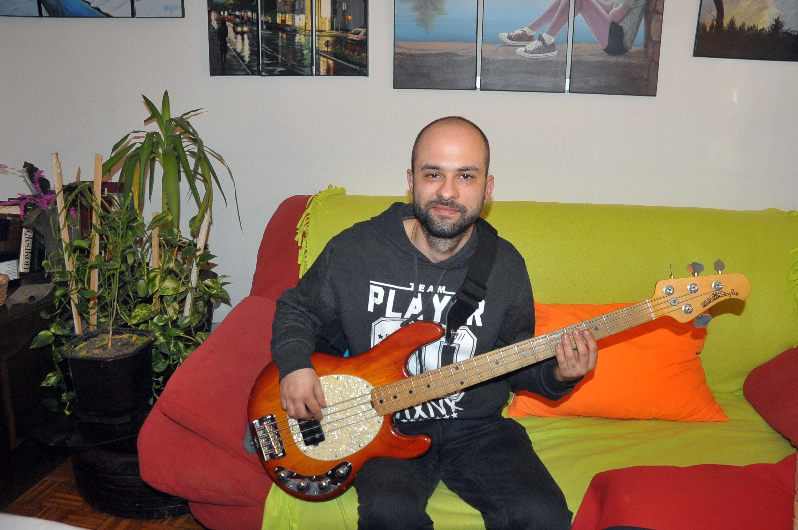 Aljoša Buha: I danas čuvam gitaru pokojnog brata po kojem sam dobio ime