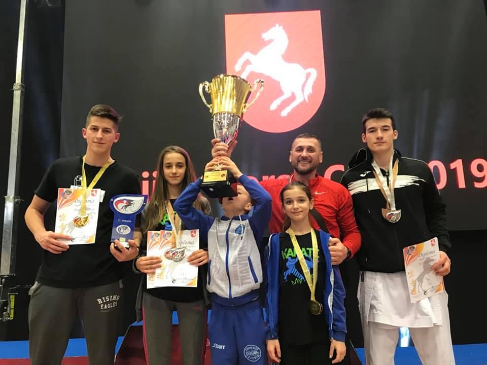 Karate reprezentacija Srednjobosanskog kantona osvojila zlato