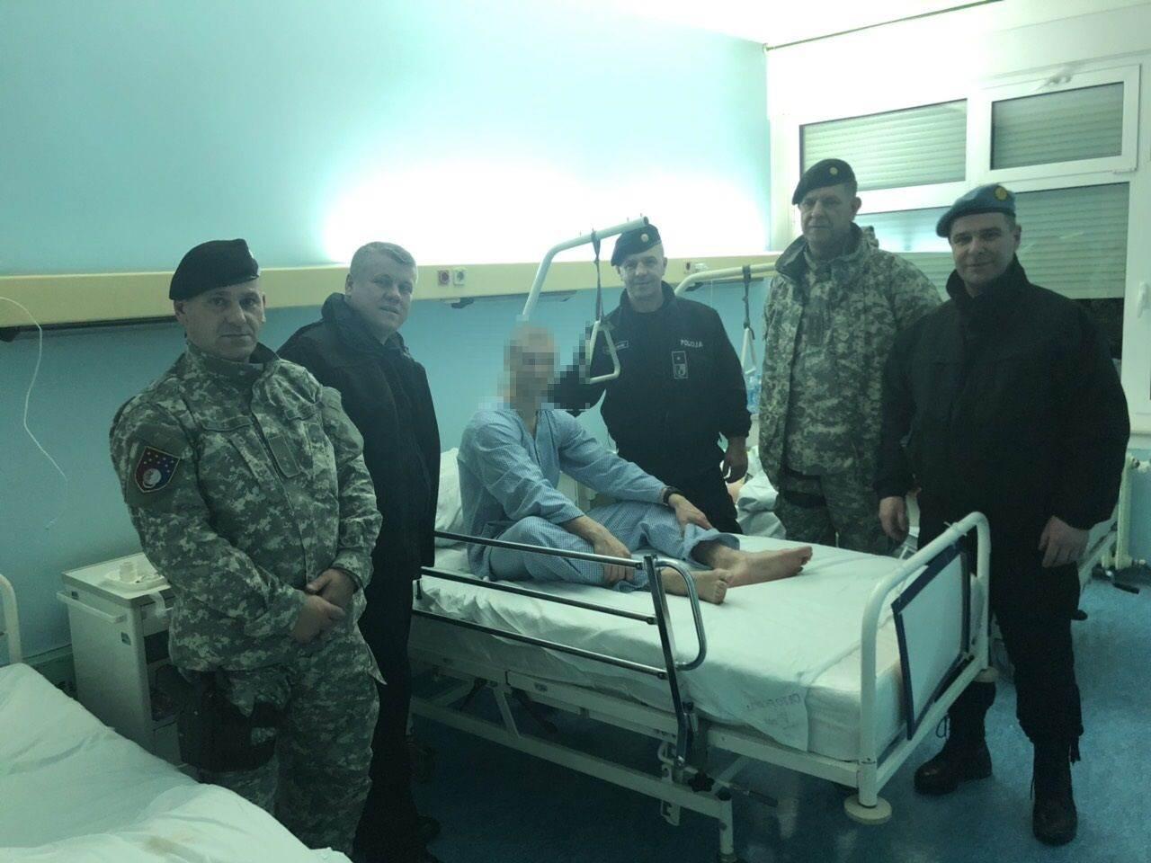 Halilović posjetio policajca ranjenog tokom obračuna s Gačićem