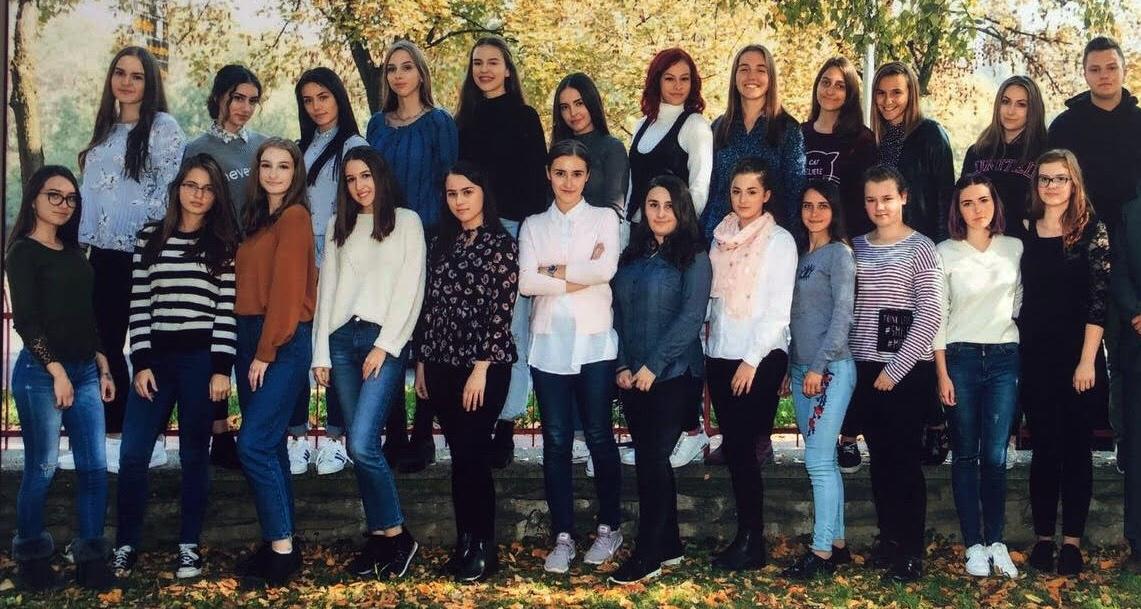 Učenici III-6 razreda Prve gimnazije u Zenici pokrenuli  inicijativu - Avaz