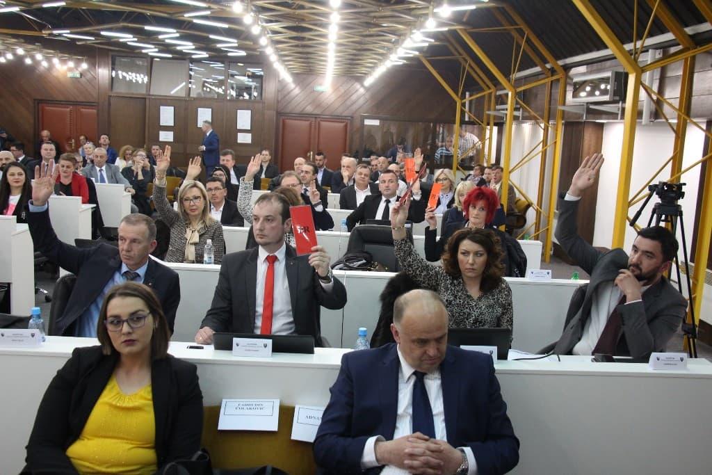 Novi ministar Adnan Jupić suprug zastupnice u Skupštini ZDK