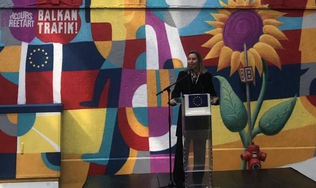 Federika Mogerini u Briselu predstavila mural sarajevskog umjetnika Rikarda Druškića