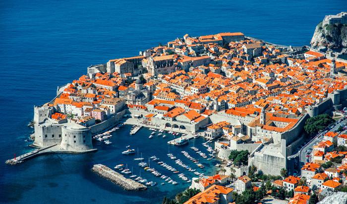 Dubrovnik: Uplovili s najvećom jahtom na svijetu - Avaz