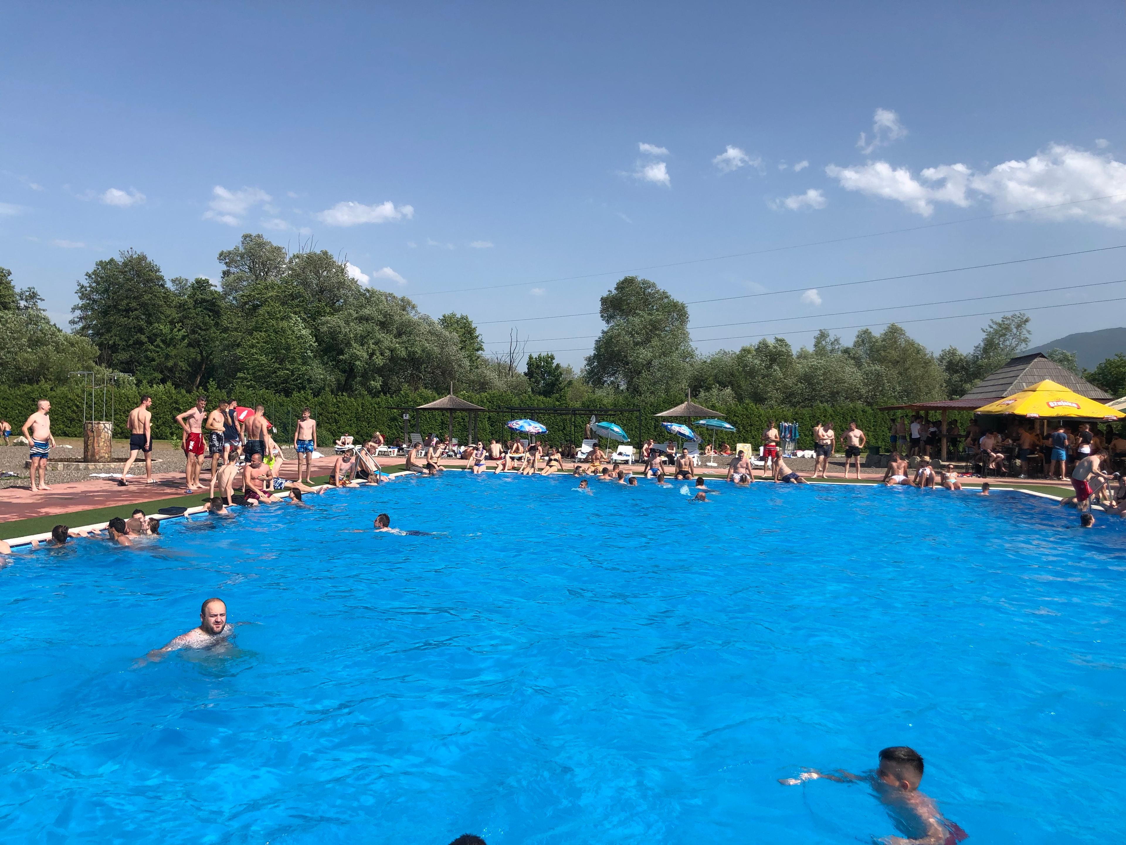 Vodeni park "Ribica" ugostio stotine kupača