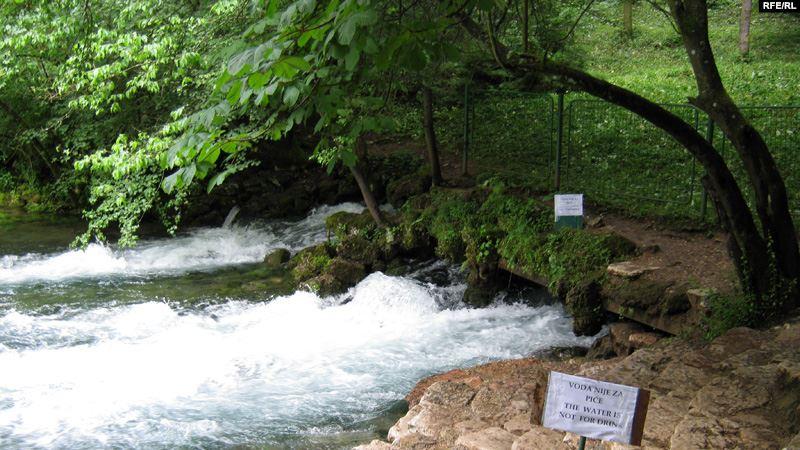 Voda na Vrelu Bosne nije za piće - Avaz
