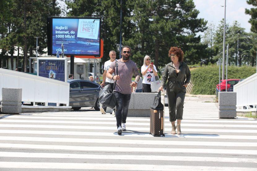 Seka Aleksić i Veljko Piljikićsu uhvaćeni na  aerodromu - Avaz
