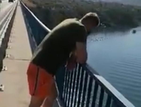 Hrvat skočio sa Šibenskog mosta, prijatelj sve snimao: Ako poginem, reci ljudima da sam bio dobar