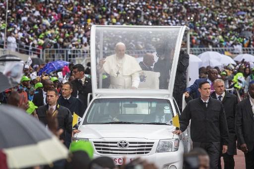 Papa Franjo u posjeti Mozambiku - Avaz