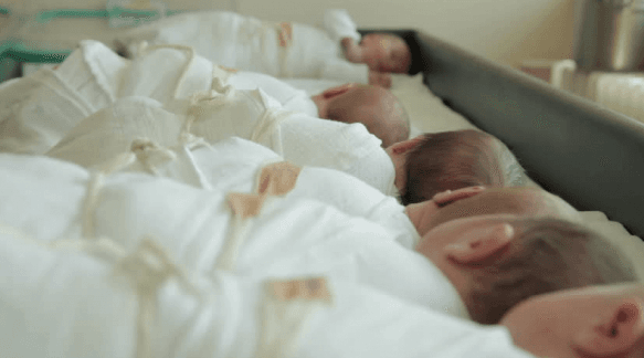 U Sarajevu rođeno 11 beba, u Bihaću sedam poroda