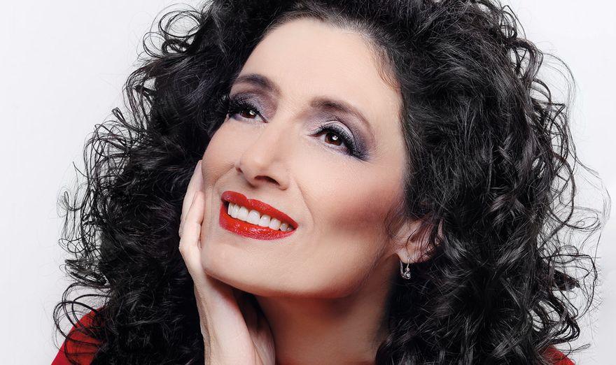 Doris Dragović proglašena pjevačicom godine