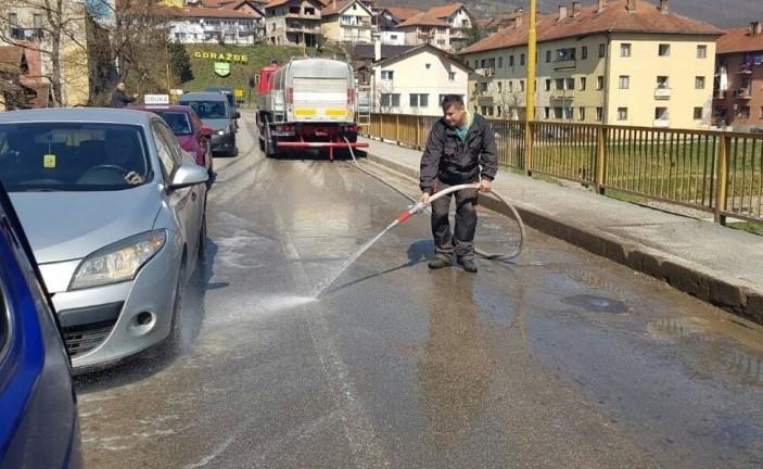 Nastavlja se čišćenje i pranje ulica na području KS