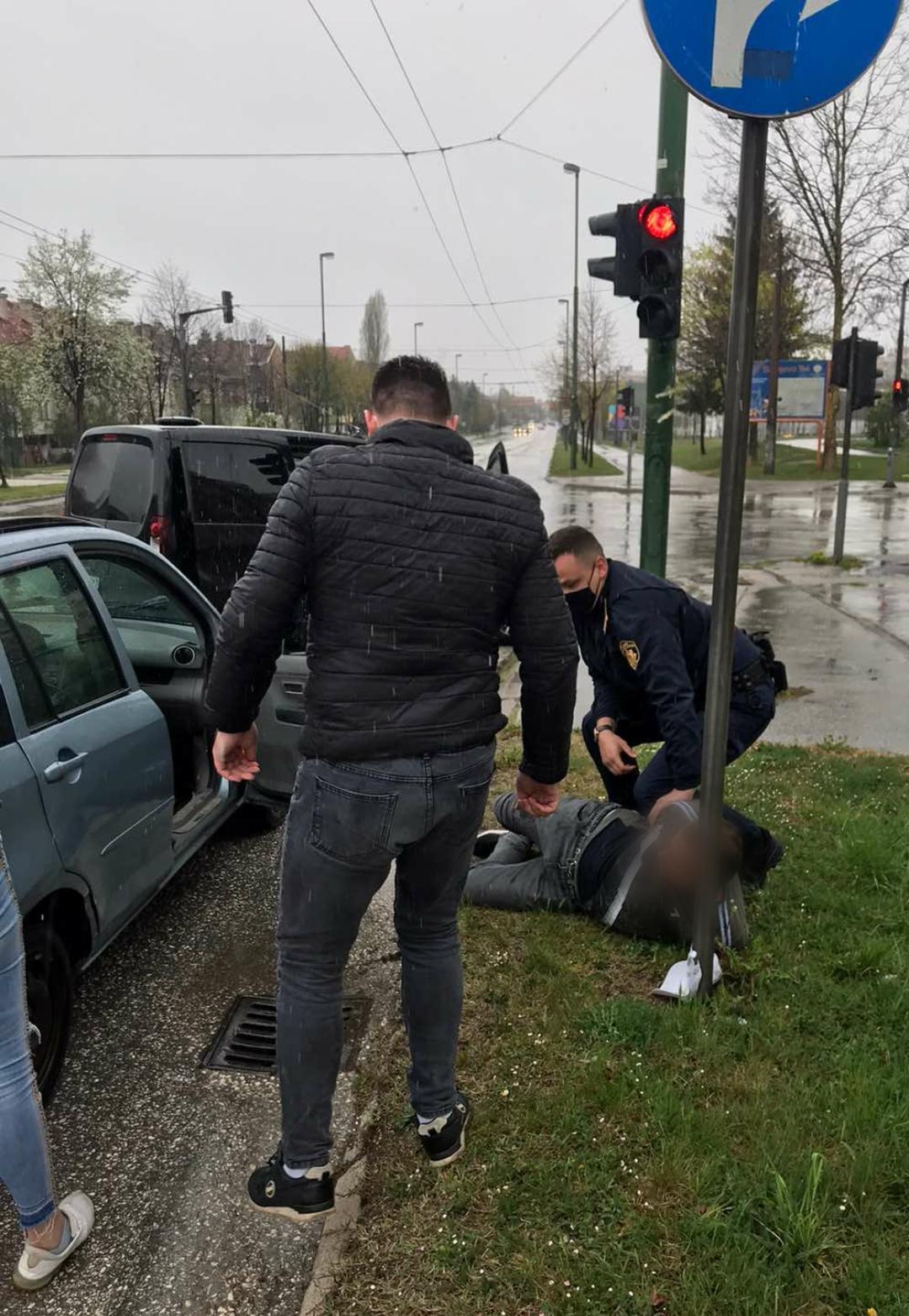Akcija hapšenja - Avaz