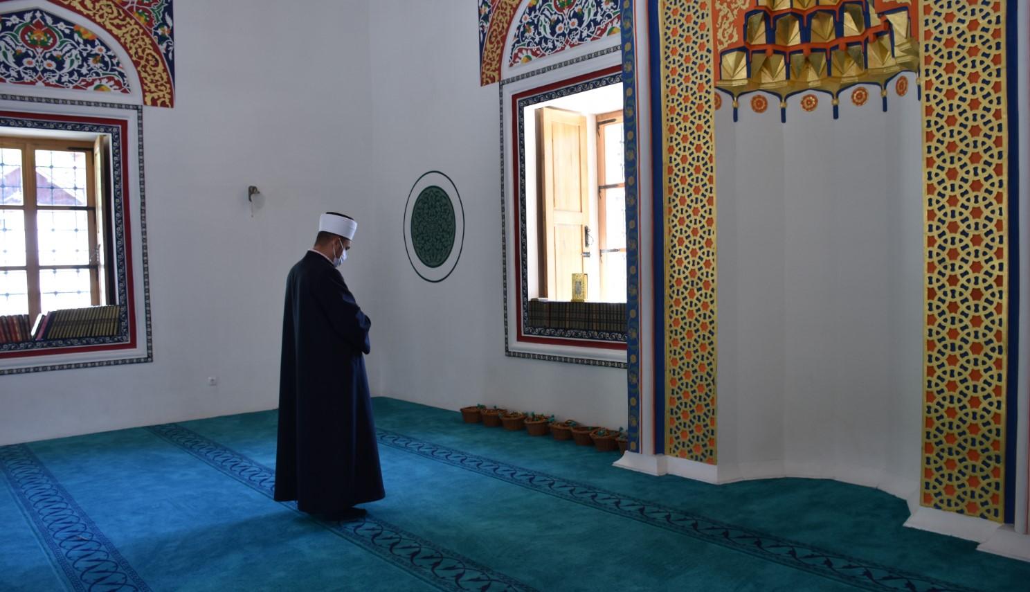 Nema vjernika u džamiji - Avaz