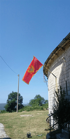 Vraćena i crnogorska zastava - Avaz