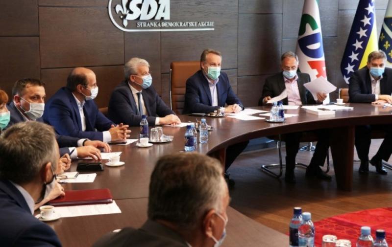 Predsjedništvo SDA usvojilo 14 zaključaka: Hapšenje Novalića politički motiviran čin
