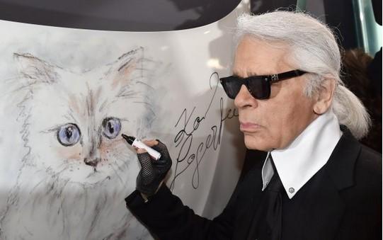 Lagerfeld: Modni dizajner umro je u Francuskoj od raka gušterače - Avaz