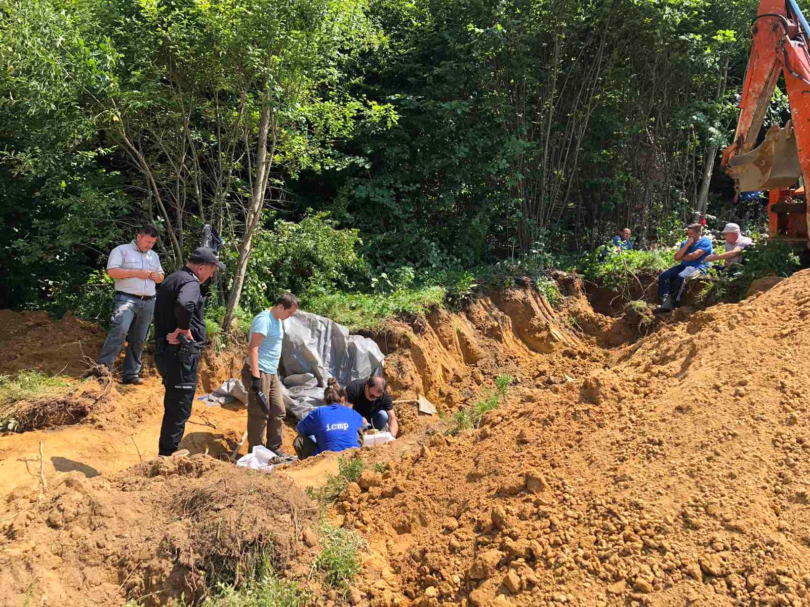 Tokom ekshumacije na Rostovu pronađeni posmrtni ostaci četiri osobe