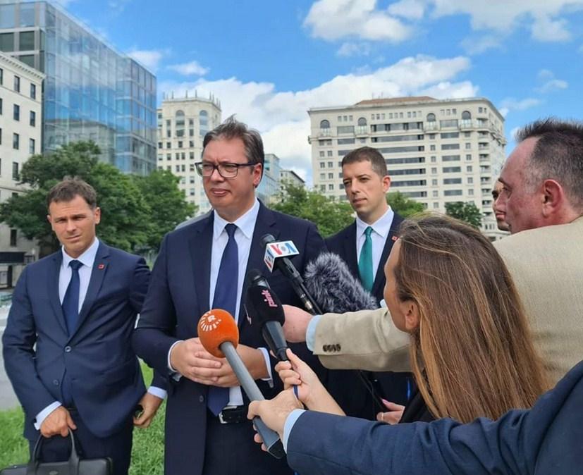 Vučić: Nisam prihvatio papir na kojem se tražilo međusobno priznanje