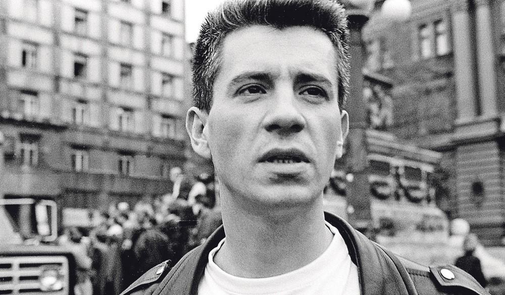 Kako je Milan Mladenović na "Beogradskom proleću" 1992. skrenuo pažnju na opsadu Sarajeva