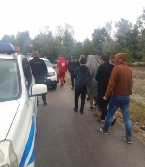 Granični policajci spasili migrante iz Drine