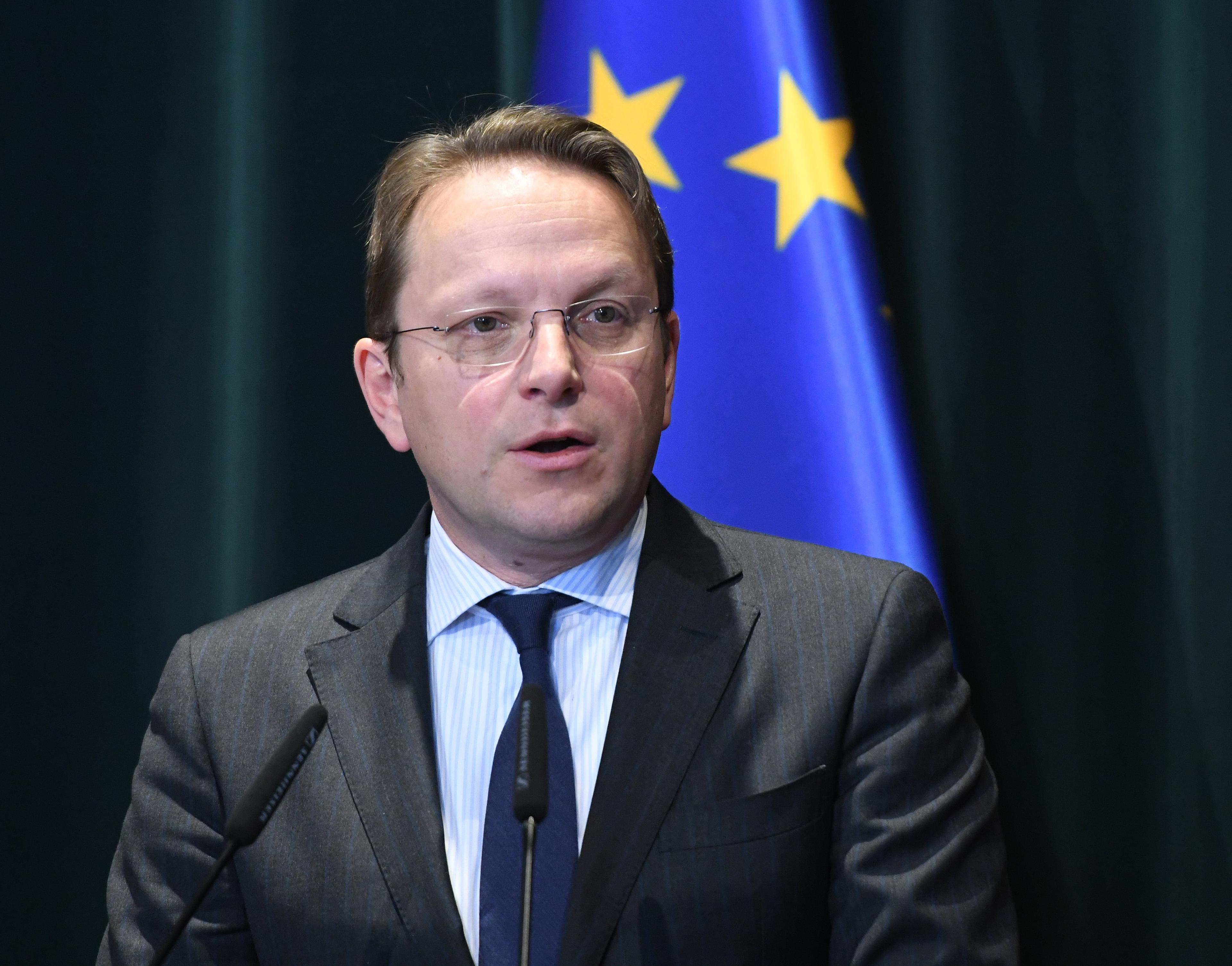 Varhelji pozdravio posvećenost nove Vlade evropskom putu
