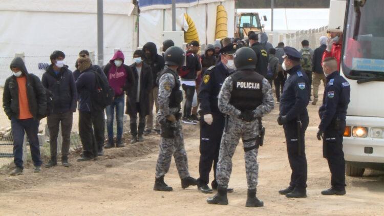 Novi detalji: Policija traga za nožem kojim su migranti pokušali ubiti Hazima Majetića