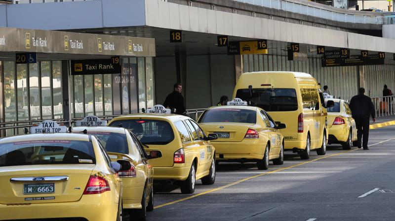 U planu je da se od 2025. godine kao novi taksiji mogu registrovati isključivo električna vozila - Avaz