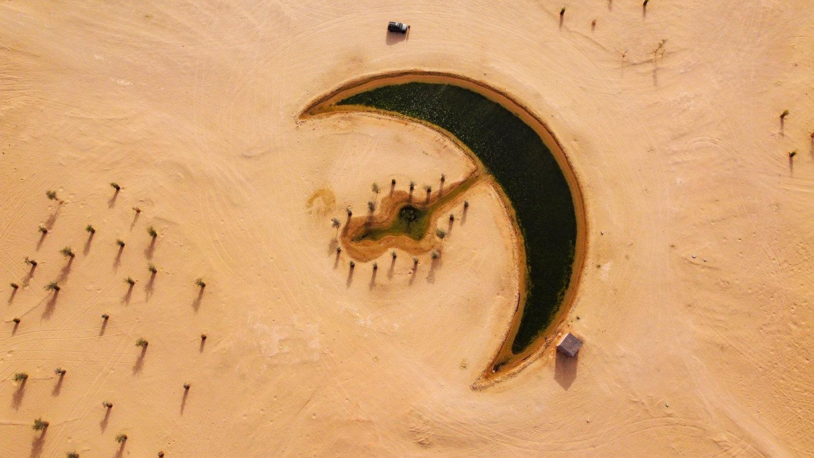 U pustinji El-Kudra nastalo jezero u obliku mladog Mjeseca