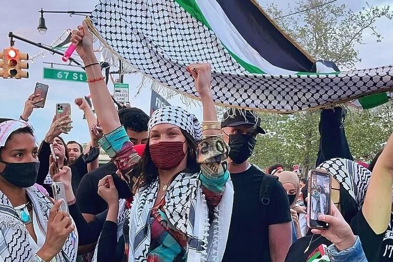 Izrael osudio Belu Hadid zbog učešća na protestima podrške Palestini u Njujorku