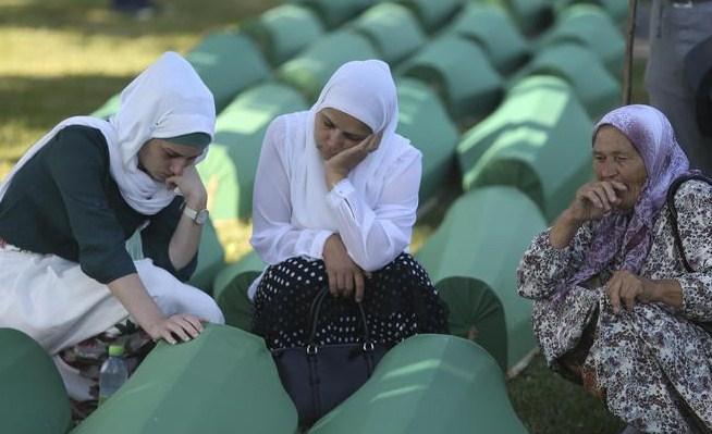 Majke Srebrenice: Veliki iskorak demokratije u Crnoj Gori, hoće li BiH i Srbija učiniti isto
