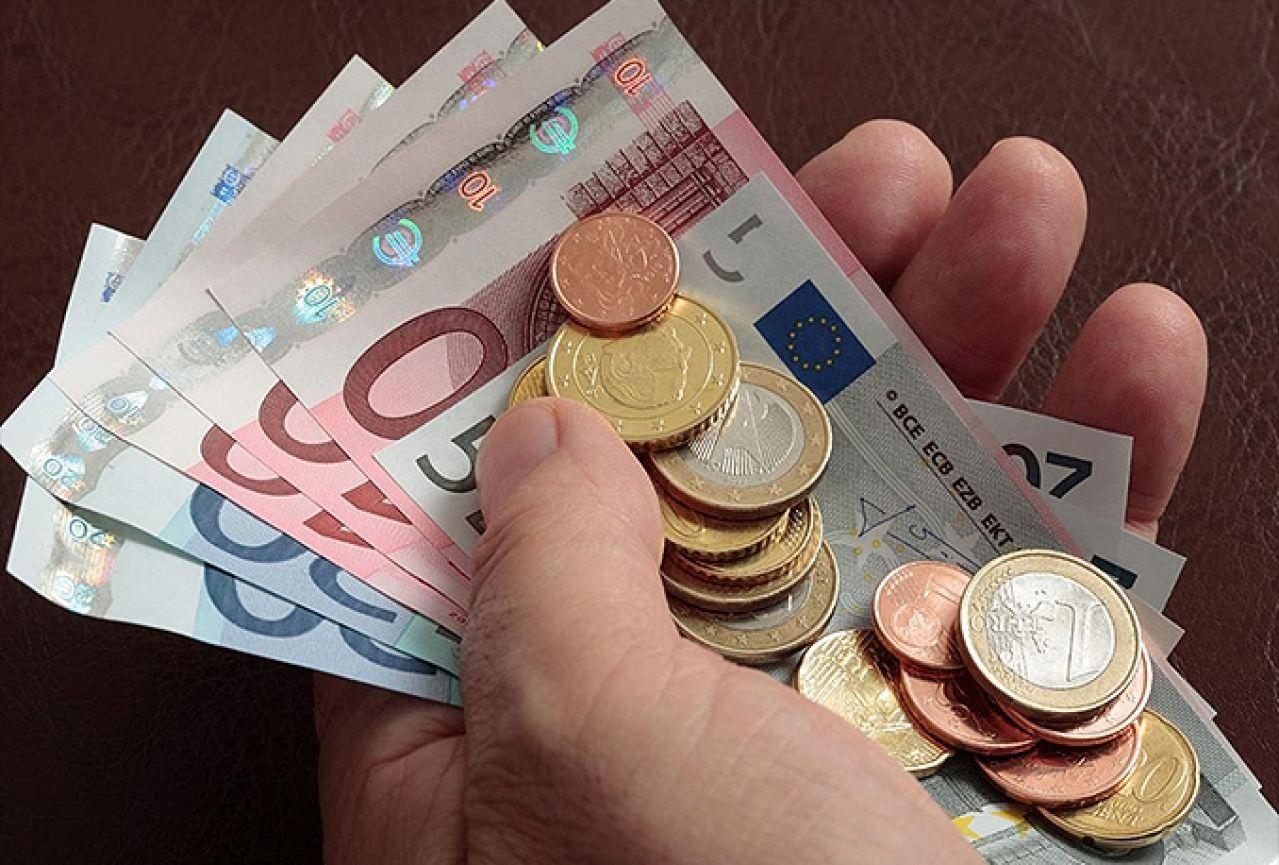Srbija privukla 3,4 milijarde dolara stranih investicija, BiH tek 371 milion