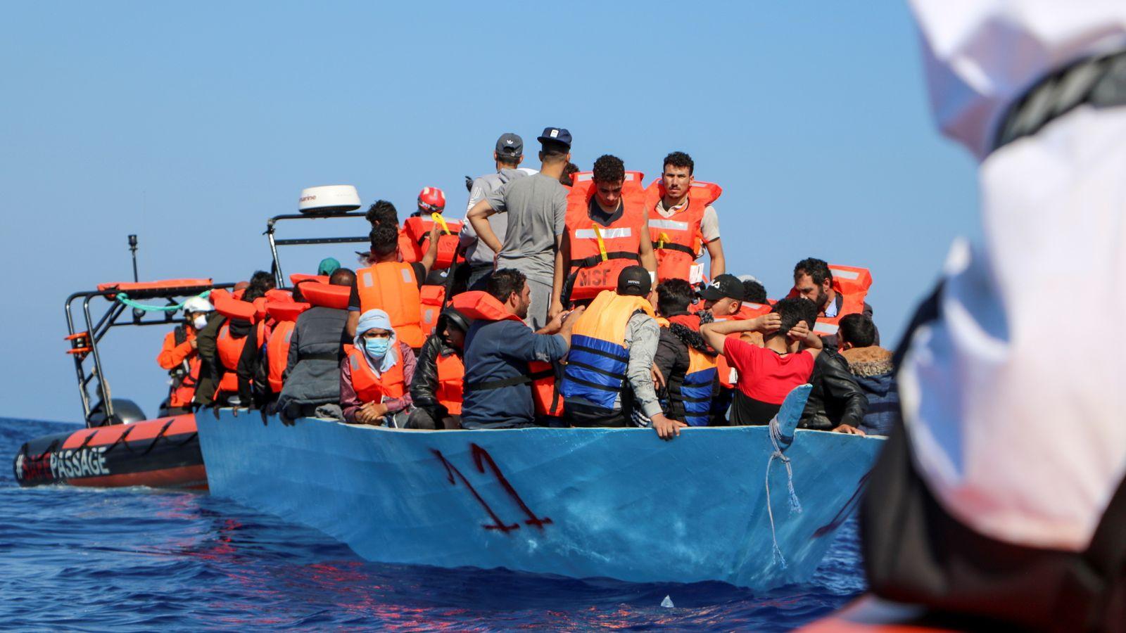 Spašena su 84 migranta - Avaz