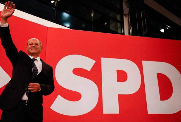Socijaldemokrati (SPD) iz lijevog centra trenutno osvajaju 26,0 posto glasova - Avaz