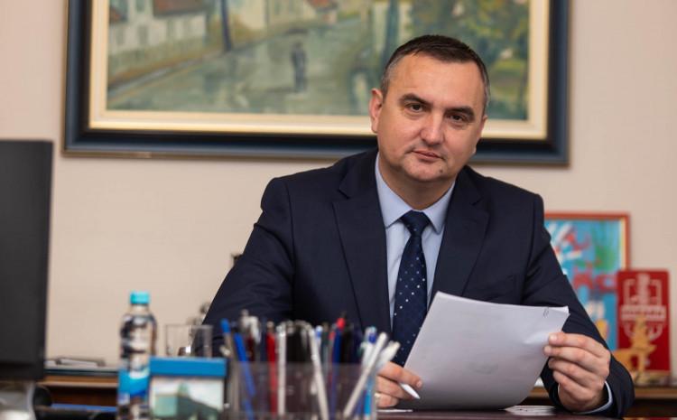 Gradonačelnik Prijedora Pavlović komentirao aferu u kojoj je glavni akter: Sve će ovo biti i proći...