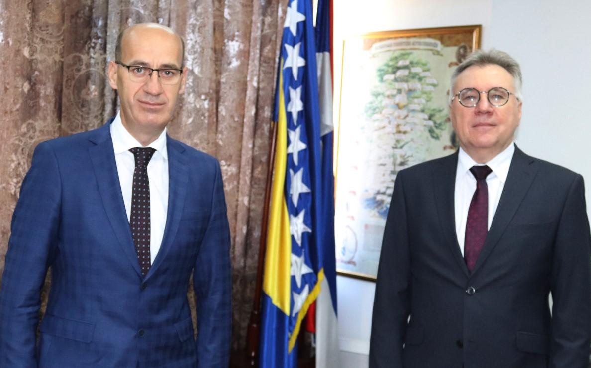 Salkić se sastao sa ambasadorom Ruske Federacije u BiH Igorom Kalabukhovim