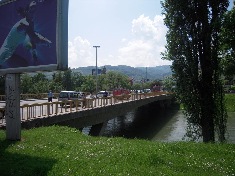 Drama u Banjoj Luci: Skočila sa Rebrovačkog mosta, spasio je policajac