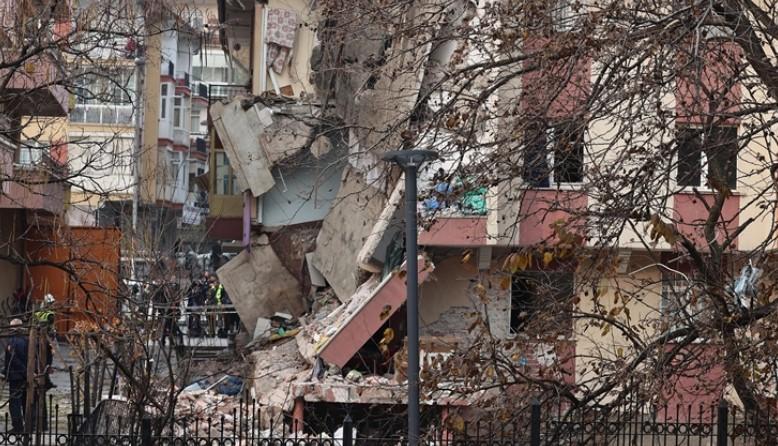 Ankara: U eksploziji u stambenoj zgradi poginule dvije osobe, četiri povrijeđene
