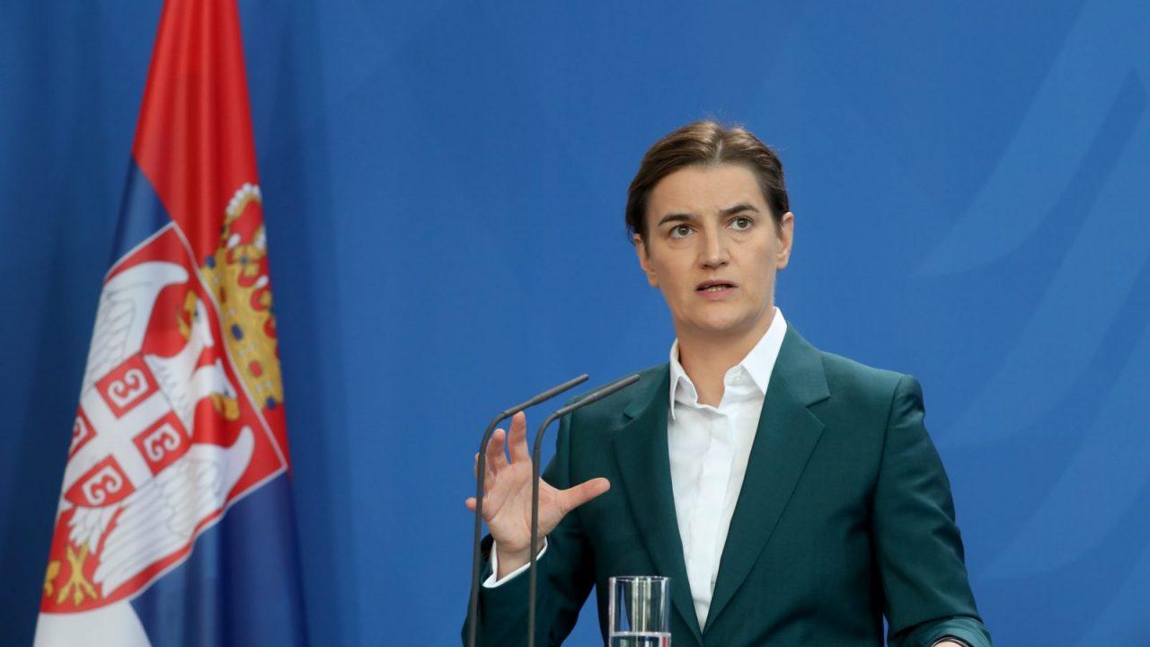 Ana Brnabić objavila da su razbijene prostorije SNS-a u Mladenovcu: Nećete nas uplašiti