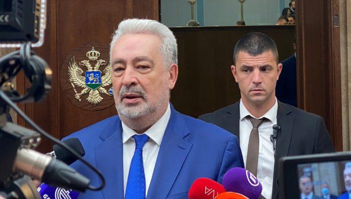 Krivokapić rekao da će donositi odluke i da ga ne zanima tehnički mandat