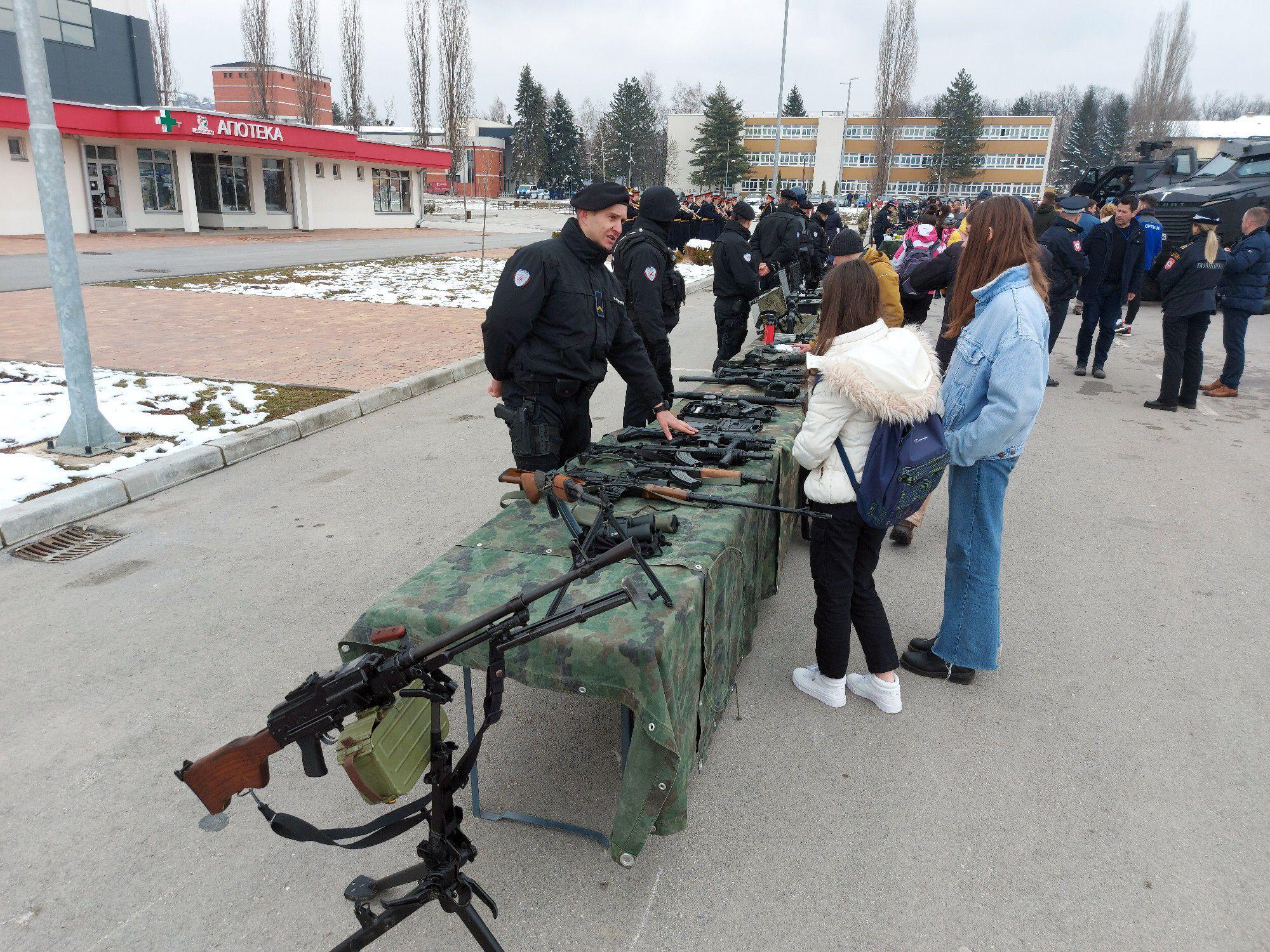 U Istočnom Sarajevu obilježen Dan MUP-a RS: Izloženi oružje i borbena vozila