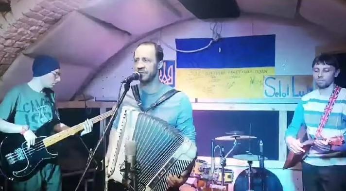 Ukrajinski bend "Selo i Ludy" - Avaz